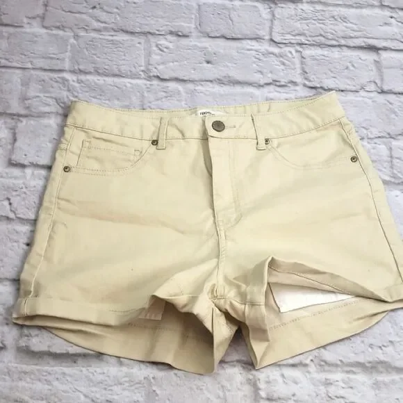 💚Forever 21 Women's Tan Shorts Size 28 - Picture 4 of 4